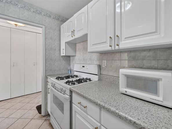 1874 Pelham Parkway S 6E, Bronx NY 10461