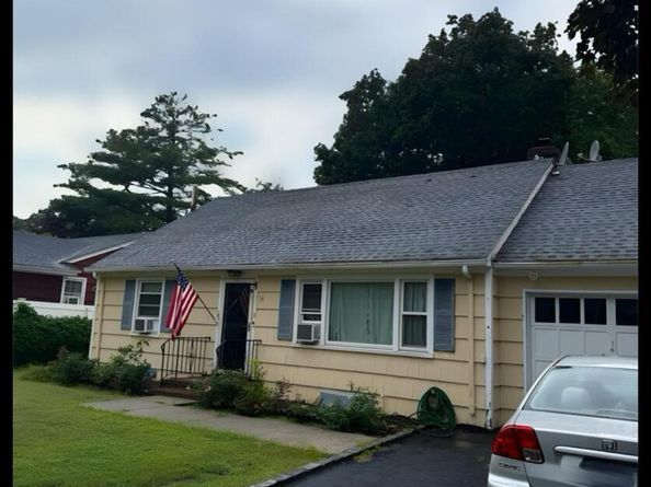 18 Downing Avenue, Sea Cliff NY 11579