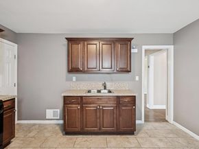 105 Devon Road, Albertson NY 11507