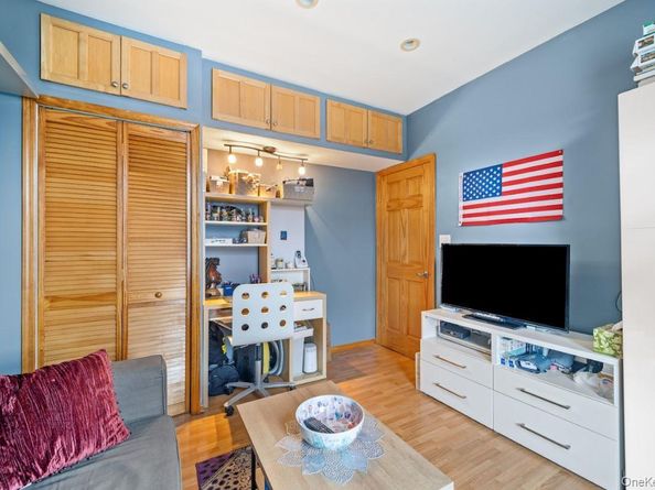 6185 Grove Street, Ridgewood NY 11385