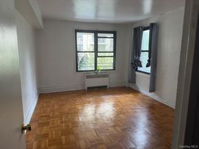 98-40 64th Avenue 3A, Rego Park NY 11374