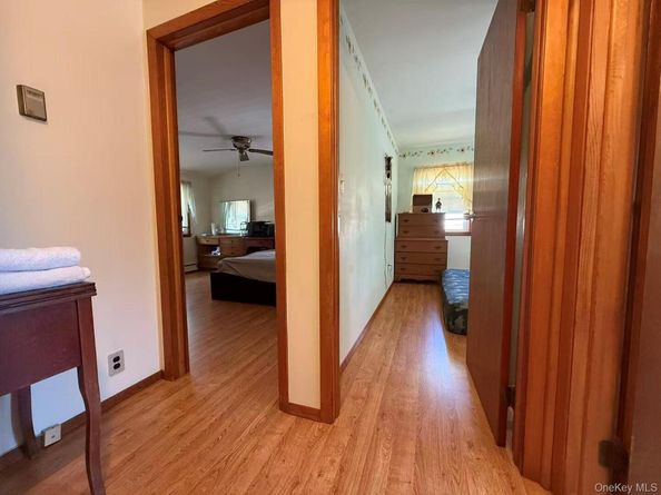 11 Surrey Lane, Levittown NY 11756