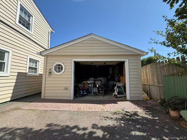 11 Surrey Lane, Levittown NY 11756