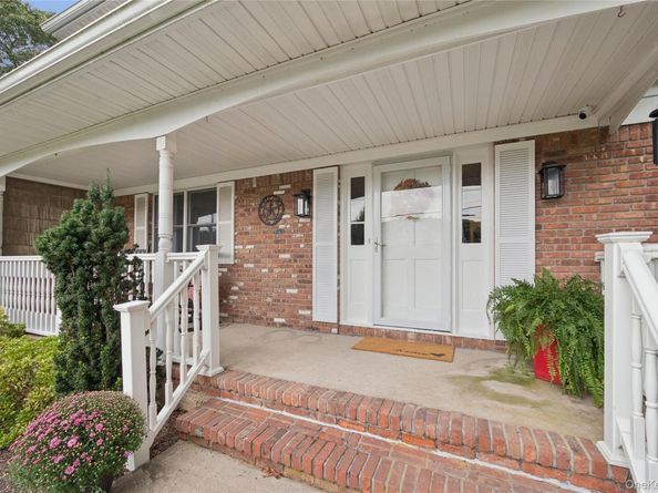 75 E Moriches Boulevard, Eastport NY 11941
