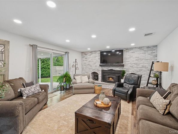 75 E Moriches Boulevard, Eastport NY 11941