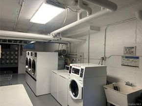 400 Merrick Road 5A, Rockville Centre NY 11570
