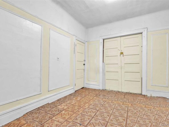 364 E 169 Street, Bronx NY 10456