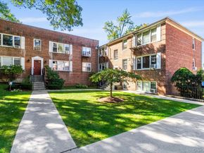 14 Soundview Avenue 38, White Plains NY 10606