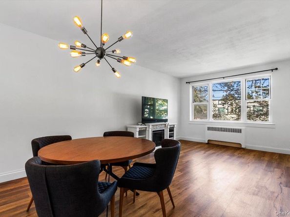 14 Soundview Avenue 38, White Plains NY 10606