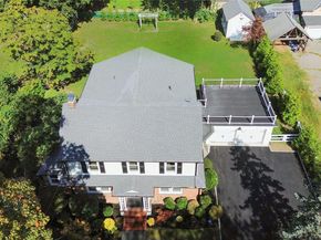99 Warner Avenue, Roslyn Heights NY 11577
