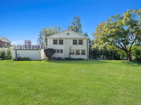 99 Warner Avenue, Roslyn Heights NY 11577