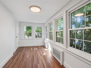 99 Warner Avenue, Roslyn Heights NY 11577