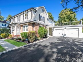 99 Warner Avenue, Roslyn Heights NY 11577