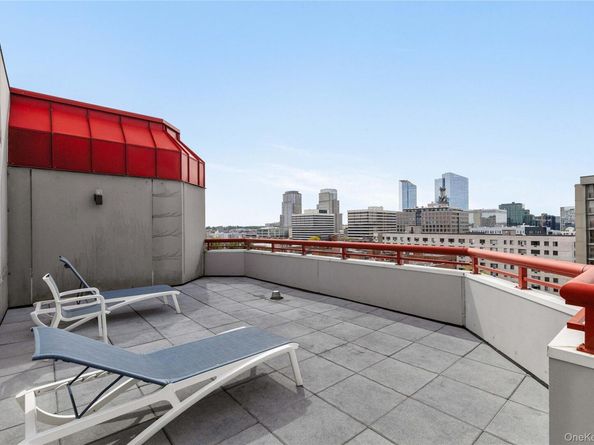 10 Stewart Place 2AW, White Plains NY 10603