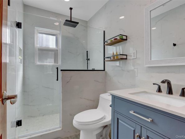 85-16 250th Street, Bellerose NY 11426