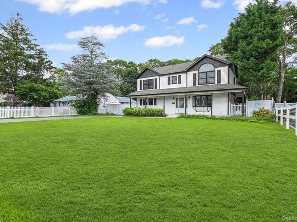 47 Yuma Lane, East Islip NY 11730