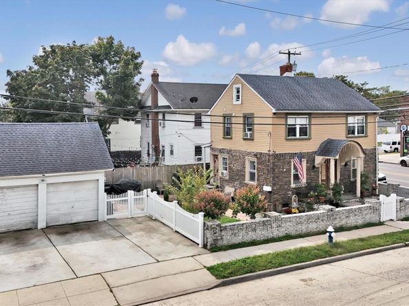 196 S Franklin Street, Hempstead NY 11550