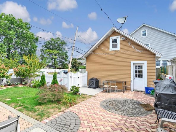 196 S Franklin Street, Hempstead NY 11550