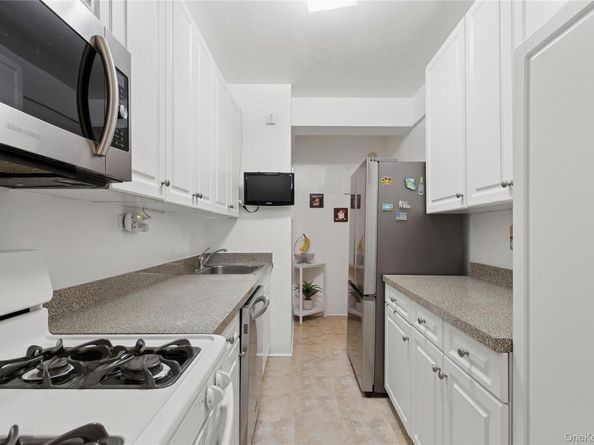 69-10 108th Street 1B, Forest Hills NY 11375