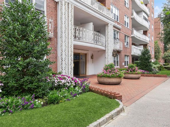 69-10 108th Street 1B, Forest Hills NY 11375