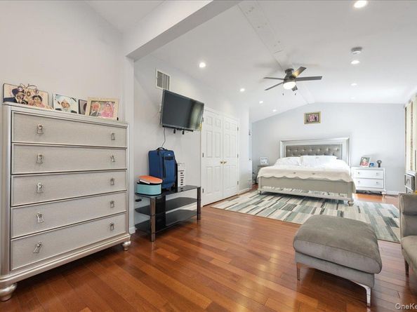 45 Universe Drive, Levittown NY 11756