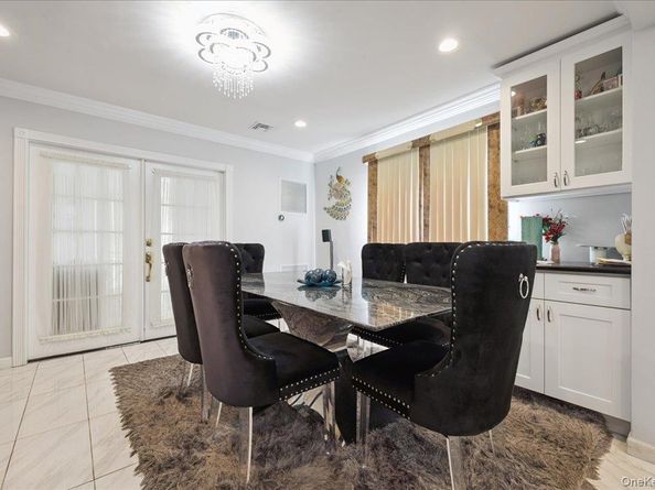 45 Universe Drive, Levittown NY 11756