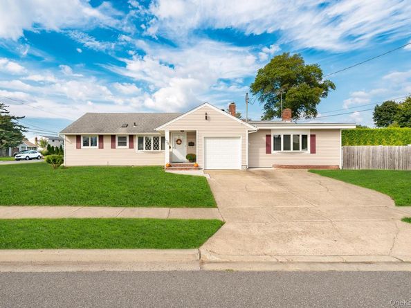 138 Saint Marks Place, Massapequa NY 11758