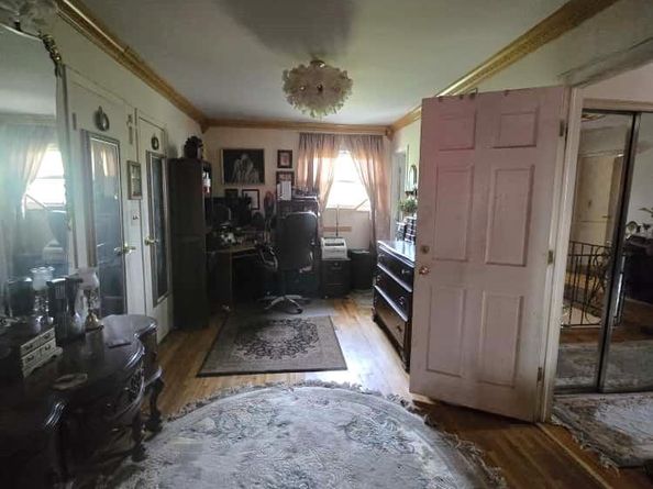 542 Hemlock Drive, Cedarhurst NY 11516