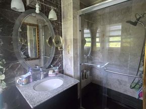 542 Hemlock Drive, Cedarhurst NY 11516