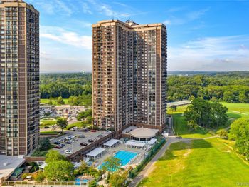 269-10 Grand Central Parkway