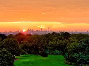 269-10 Grand Central Parkway 30W, Floral Park NY 11005