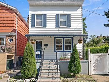 17 Edgar Place