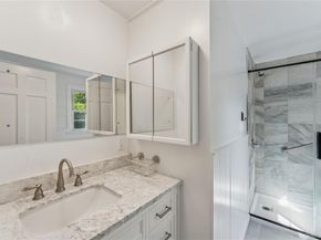 29 Squiretown Road D, Hampton Bays NY 11946