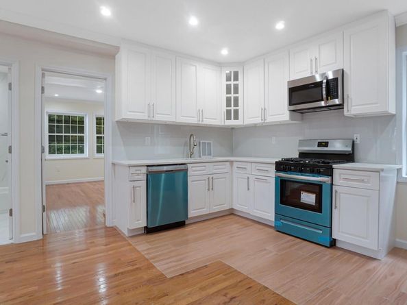 164-20 85th Avenue, Jamaica NY 11432