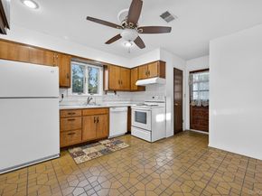 16 Wagon Lane, Glen Head NY 11545