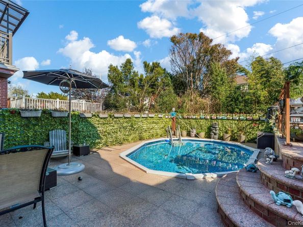 289 Exeter Street, Brooklyn NY 11235