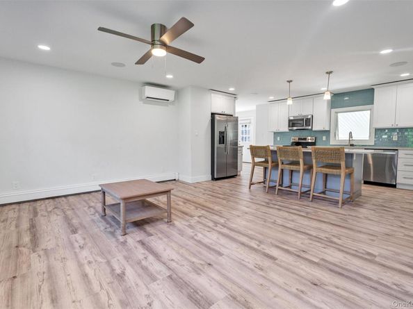 35 Suffolk Road, Hampton Bays NY 11946