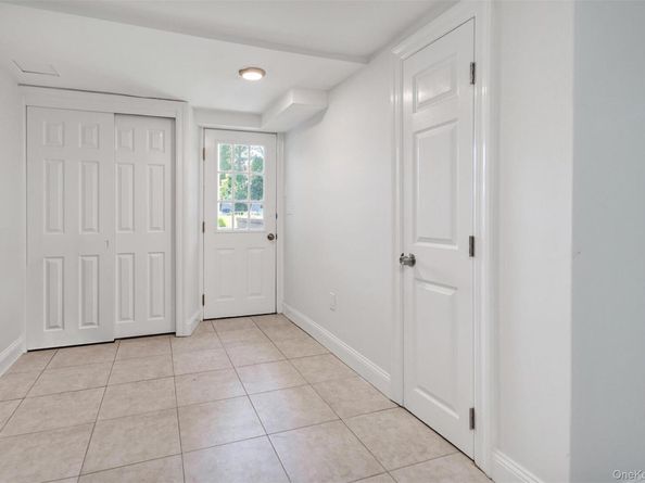 35 Suffolk Road, Hampton Bays NY 11946