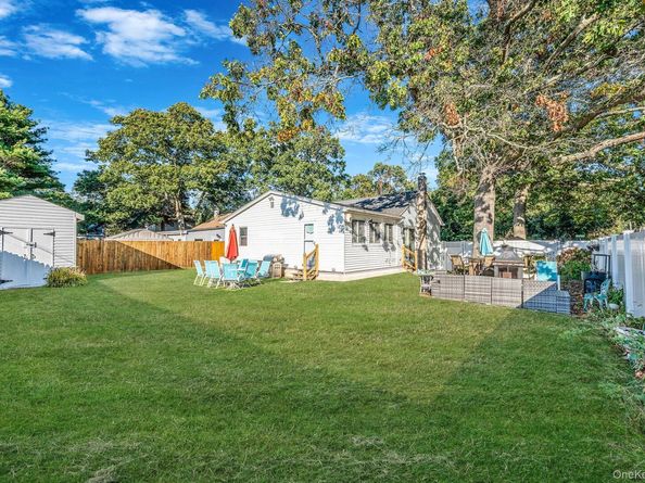 32 Pine Tree Drive, Shirley NY 11967