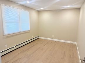 56 Heisser Lane, Farmingdale NY 11735