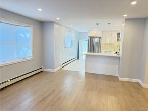 56 Heisser Lane, Farmingdale NY 11735