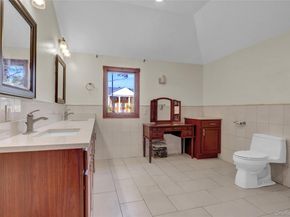300 Ellen Place, Jericho NY 11753