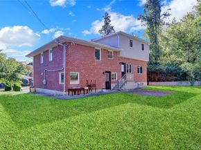 300 Ellen Place, Jericho NY 11753