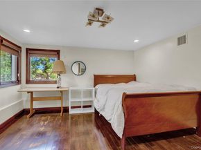 300 Ellen Place, Jericho NY 11753