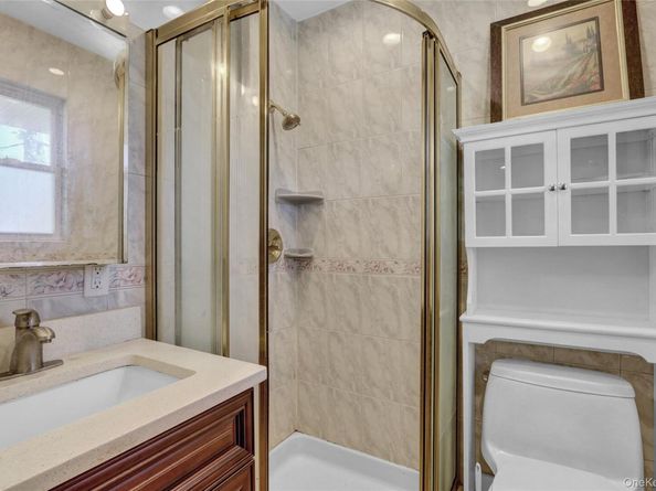 300 Ellen Place, Jericho NY 11753