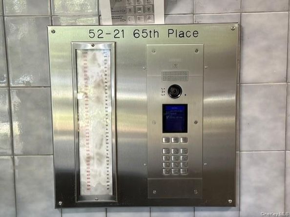 52-21 65th Place 6P, Maspeth NY 11378