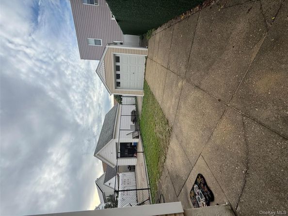 9515 Pitkin Avenue, Ozone Park NY 11417