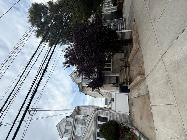 9515 Pitkin Avenue, Ozone Park NY 11417