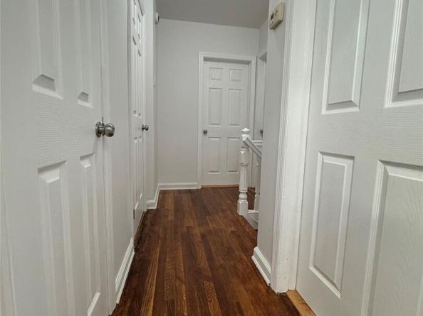 10220 189th Street, Hollis NY 11423