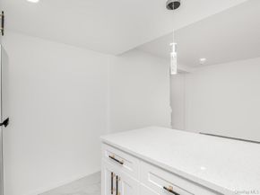 10220 189th Street, Hollis NY 11423